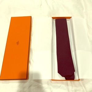 Hermès Purple Tie